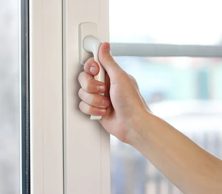 Closing Window